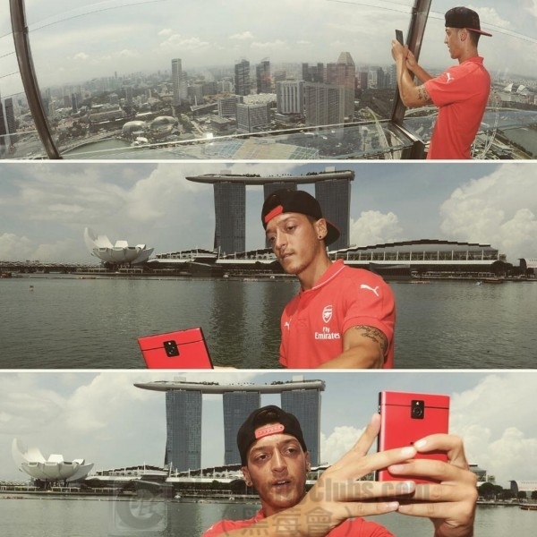 MesutOzil BlackBerry Passport Selfie_bbc_02